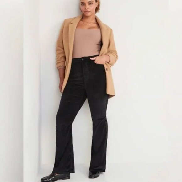Old Navy Higher High Rise Secret Smooth Pocket Flare Velvet Pants Womens 12 - Picture 2 of 14